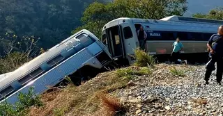 মেক্সিকোতে যাত্রীবাহী ট্রেন লাইনচ্যুত; ১৩ জনের মৃত্যু, আহত ৯৮